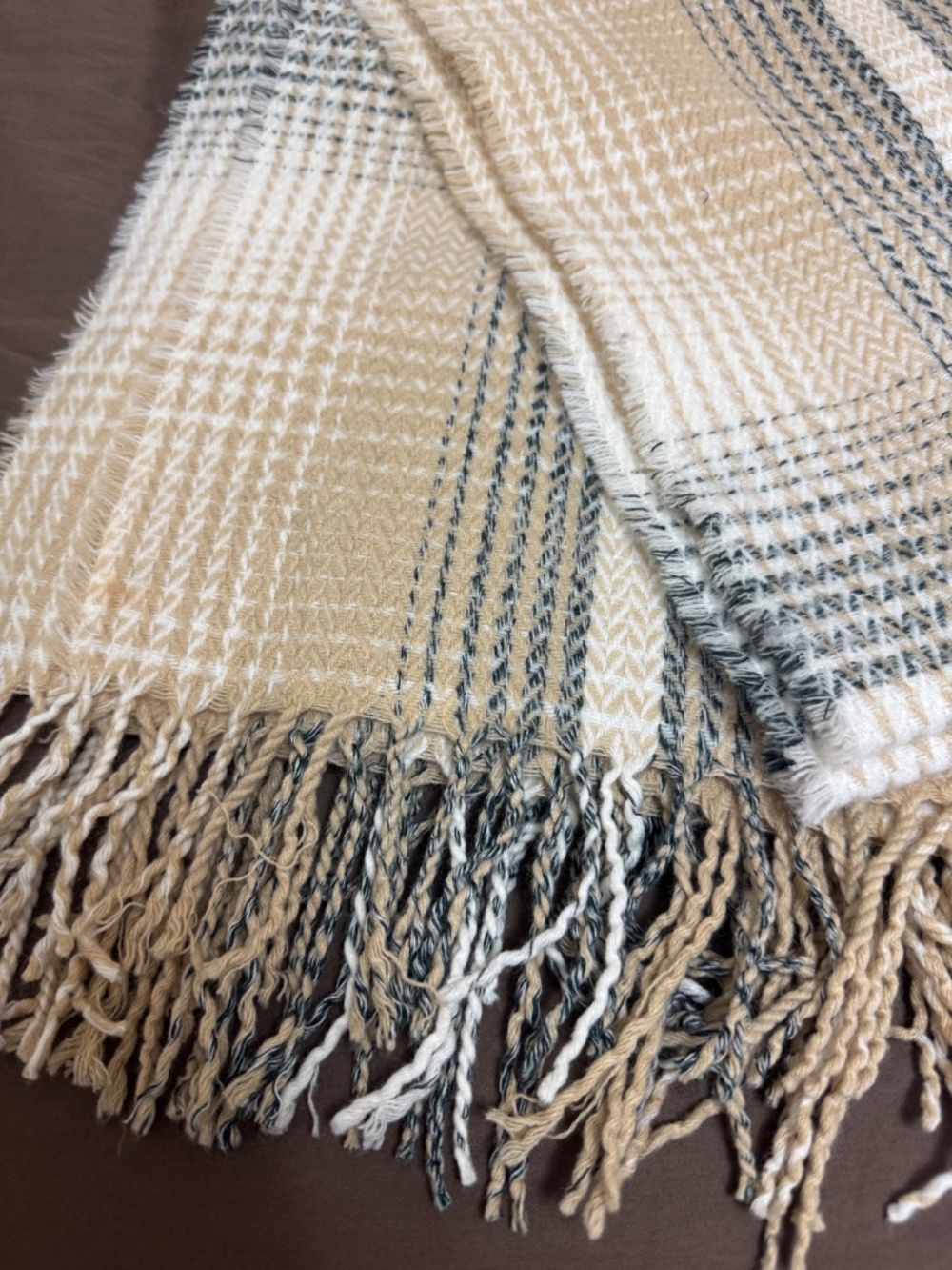 H&M Neutral Scarf - Picture 2 of 4